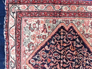 malayer 86x68 cms
used but charming                            