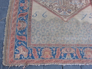 Interesting Turkish Ushak ?? size 160x103-cm / 62.9x40.5-inches more info please mail me                    