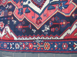 north-west Iranian Kurdish 'Senneh' kilim
size:150x115-cm / 59.0x45.2-inches condition:There is a hole in the carpet                   