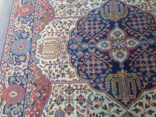 Persian Tabriz rug size: 322x230-cm. pleaes ask                          