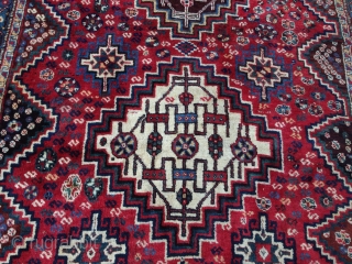 Persian rug antiqe mint condishen size:255x166-cm ask                          