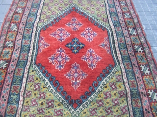 ANTIQUE MOROCCAN CARPET Size: 220x147-cm / 86.6x57.8-inches 

                         