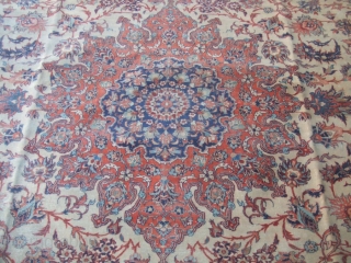 ANTIQUE ISFAHAN  great pattern, lovely colors low pile size:340x263-cm / 133.8x103.5-inches  more info please mail me               