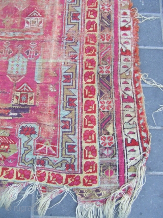 Central Anatolian Kirshehir  worn niched rug with exceptional color
size:150x97-cm  / 59.0x38.1-inches
graet price                   