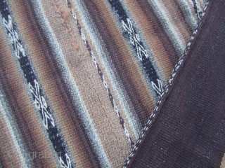 Bolivian? kilim All wool georgeous color size:134x114-cm / 52.7x44.8-inches 
                       