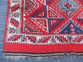 ANTIQUE TURKISH CARPET HAND WOVEN 
Size:194x154-cm  / 76.3x60.6-inches
Year: 1900-1930
                       