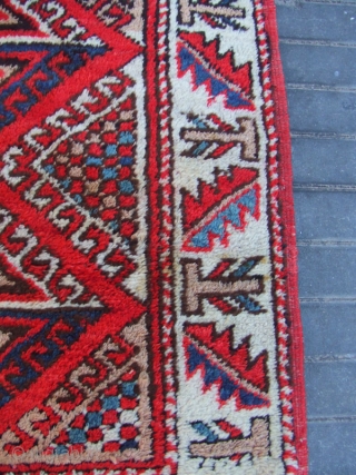 ANTIQUE TURKISH CARPET HAND WOVEN 
Size:194x154-cm  / 76.3x60.6-inches
Year: 1900-1930
                       