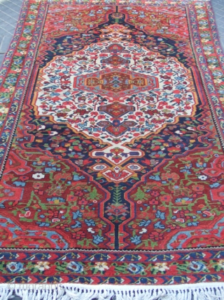 ANTIQUE!! Bakhtiar Persian Area Rug Carpet Hand Made
Size: 255x150-cm / 100.3x59.0-inches
Year: 1900
Medium: wool on cotton hand woven
                