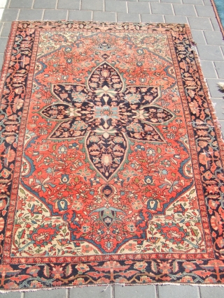 sarouk fereghan antique rug 1900
This is antique beautiful sarouk fereghan rug carpet 1900.
it made by hand with wool on cotton . 
It have a beautiful colors .       ...