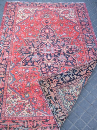 sarouk fereghan antique rug 1900
This is antique beautiful sarouk fereghan rug carpet 1900.
it made by hand with wool on cotton . 
It have a beautiful colors .       ...