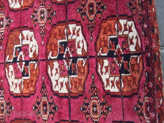 Tekke main carpet fragment 78x70-cm  / 30.7x27.5-inches
silk+Wool on wool                       