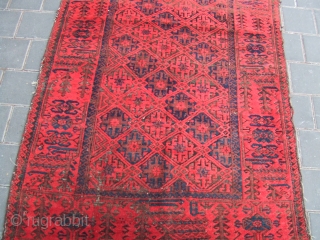 ANTIQUE BALUCH CARPET HAND WOVEN 1900
Size: 178 X 98 cm ~ 70.0 X 38.5 inch

                  