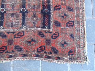 ANTIQUE BALUCH TRIBAL CARPET 
The carpet has been fixed in some places(as you can see on the pictures)There is a little hole and repair  (as you can see on the pictures)
Size:174x100-cm  ...