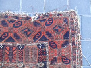 ANTIQUE BALUCH TRIBAL CARPET 
The carpet has been fixed in some places(as you can see on the pictures)There is a little hole and repair  (as you can see on the pictures)
Size:174x100-cm  ...