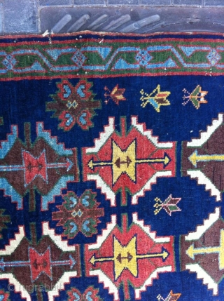 Caucasian rug The size is:165x101-cm / 64.9x39.7-inches Ask about this 

                      