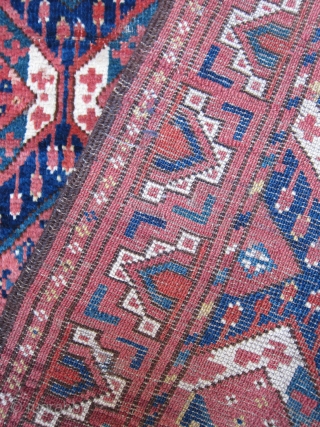 BESHIR IKAT DESIGN,
Centra Asia.
1870 circa - 306 x 131 cm -
A very nice and soft rug, wonderfull natural dyes, need some restorations but it is in good condition.
Original sides and kilim ends  ...