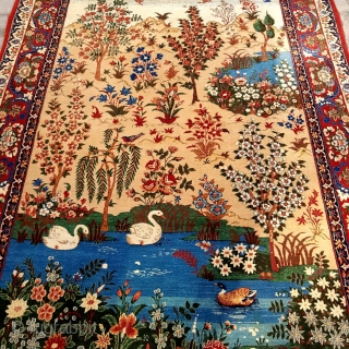 Fine, top quality Isfahan rug on silk foundation.

Size:206x140cm

P,O,R                         