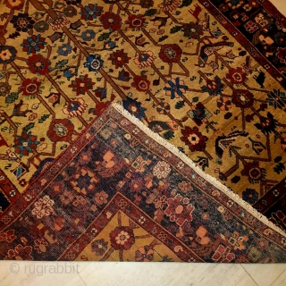 Antique Neyriz Rug
Size: 200x148cm
POR                             