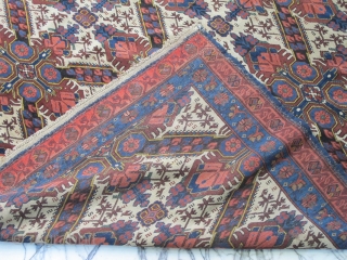 Antique Caucasian ZeyKhor Rug.

circa 1900

220x155cm 


P.O.R                           