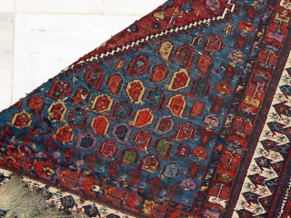 Magnificent Afshar sumac kilim 

excellent condition , Circa 1900

with provenance 

Size:190x130 cm

P.O.R                     