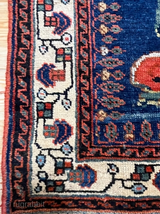 AFSHAR HANDMADE 
SIZE:180*125
AGE:18 TH 
MATERIAL:WOL
a collection of antique carpets on the sit                     