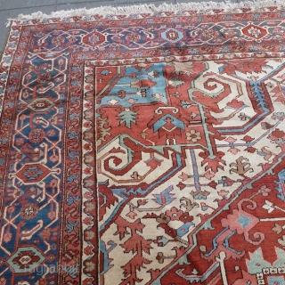 Beautiful Antique Heriz 670 x 410 cm,                          