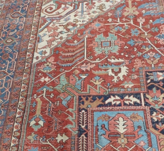 Beautiful Antique Heriz 670 x 410 cm,                          