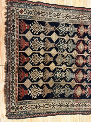 kurdish panjtaan khamseh
size:98*95
material:wool 
age: in 19 th                          