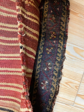 ghasghai
size:58*56
materian:wool
age: 19 th                              
