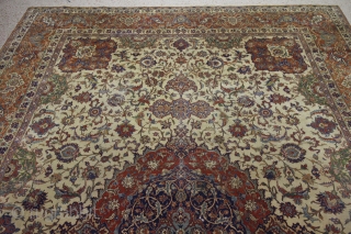 Fine Isfahan, 375 x 240 cm                           