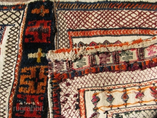 Nice old shahsavan bag wool and cotton on wool warp nice good old piece if you put it together it can make a good pillow or i can put it together for  ...