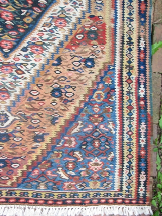 Old senah kilim nice colors and its in a mint condition                      