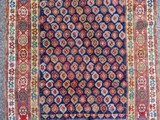 Antique superb Gendje caucasian carpet of the second half of the 19teen century.

Despite some wear, a rare collector's carpet.

Check the photos, they are part of the description.

We ship to Switzerland, UK and  ...