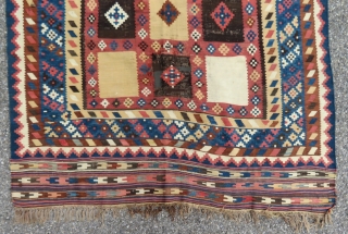 Antique Qashqai  Kilim kelim

Natural dyes. Slight wear. Limited restorations.  Check photos please.

Size: 271 x 150  

We ship from France. To EU: no custom taxes.
      
