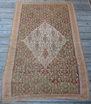  	
Antique Senna Kilim Early 19th Century (or older) -49.5" by 75"
A very fine example of an antique Senna slit-woven rug. Many beautiful colors such as coral, pale blue, green, yellow and  ...