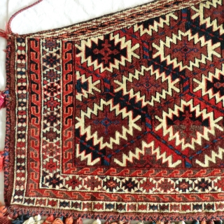 Antique Yomut Asmalik in Mint Condition! (119 cm by 62 cm-not counting tassels)

A very nice antique Yomut Asmalyk in perfect condition. Priced to sell quickly, don't miss out on this exquisite piece!
 