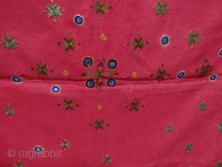 abbochani wedding shawl from suthar group of jaisalmer. finest soof work embroidery.
silk floss embroidery on cotton.. phulkari bagh shalws.
textile from sindh of tharparker.          