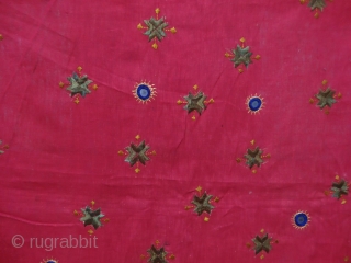 abbochani wedding shawl from suthar group of jaisalmer. finest soof work embroidery.
silk floss embroidery on cotton.. phulkari bagh shalws.
textile from sindh of tharparker.          