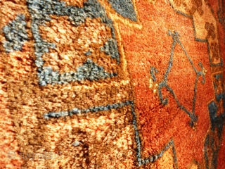 Ersari Turkmen Main Carpet. Exceptional Condition! Full pile, no damage or restoration, floppy handle, silky shiny wool, uniform shape, lies flat, great balanced palate, full kilim ends intact, selvedges original and perfect.

Wool  ...