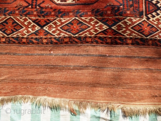 Turkmen Kizil Ayak Main Carpet. Sides ends original. Minor wear and staining in places - see pictures. Mid 19th Century.

Size: 350 x 227 cm

the carpet is in good condition for age, except  ...