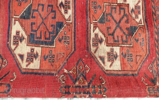 Turkmen Kizil Ayak Main Carpet. Sides ends original. Minor wear and staining in places - see pictures. Mid 19th Century.

Size: 350 x 227 cm

the carpet is in good condition for age, except  ...