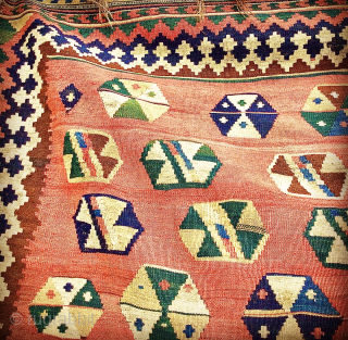 Nice old South West Persian Qashqai Ghileem (Kilim). Lovely palette of vegetal colours indicative of a date around 1900. Size: 310cm x 150cm. Minor wear in places, no restoration or repair. Sides  ...