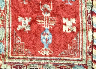 Chinese carpet with Turkestan motifs. Wool on cotton. Minor losses and re-piling in places, sides re-bound. Evidence of fuchsine. Overall full, even pile. Good colour. Affordable.
Size: 112cm x 72cm    