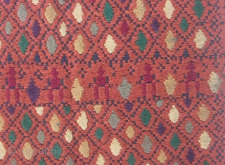 19th Century textile, OSAP cloth from sasak people, Lombok, Indonesia. Size: 92cm x 35cm. Good conditions.                 