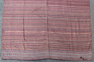 18th-19th century Ceremonial textile from Lampung Abung, Indonesia. this cloth call BIDAK, posible from manggala village at Tulang Bawang.Silk and cotton. Size: 236cm x 121cm.
Condition: there has some holes you can see  ...