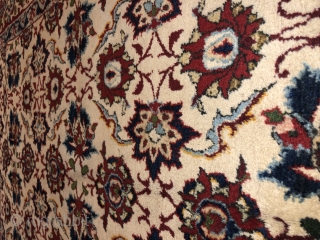 Isfahan fine rug 160x110 cm cleaned and ready to be enjoyed .


available in London                   