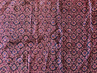 Antique Cambodian ikat silk samphot. 1st quarter 20th century. Lovely piece in great condition. 180x84cm.                  