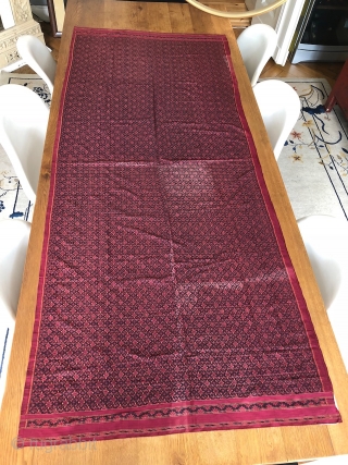 Antique Cambodian Silk Ikat Samphot. Lovely piece with star design dating to the 1st quarter of the 20th century. Lovely colours and condition. See images. 200x83 c.      