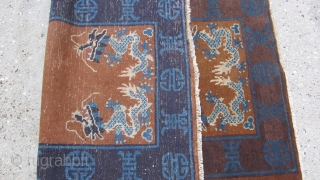 Art Deco 20C Chinese Peking wool woven dragon rug.
Chinese wool dragon rug, hand woven, has 4 dragon and Phoenix in center with auspicious symbols around the frame, in its original vintage condition,  ...