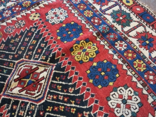 Antique Shirvan cm 260x117. As you can see the weaver changed the proportion of the border;). In very good condition.             